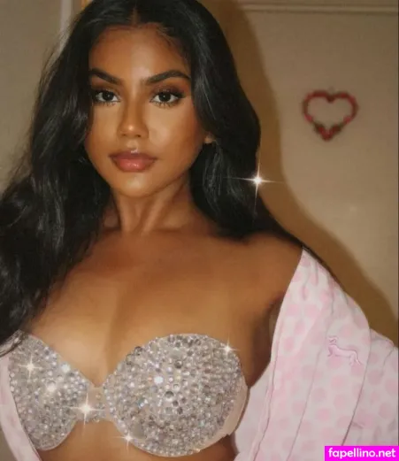 Shaniya Nisha Shaniya Nisha OnlyFans Thumbnail #Fte37vBuy3