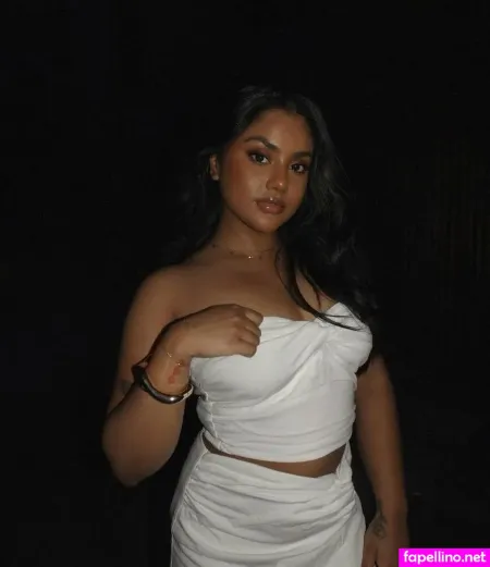 Shaniya Nisha Shaniya Nisha OnlyFans Thumbnail #NDBl0YM9v2