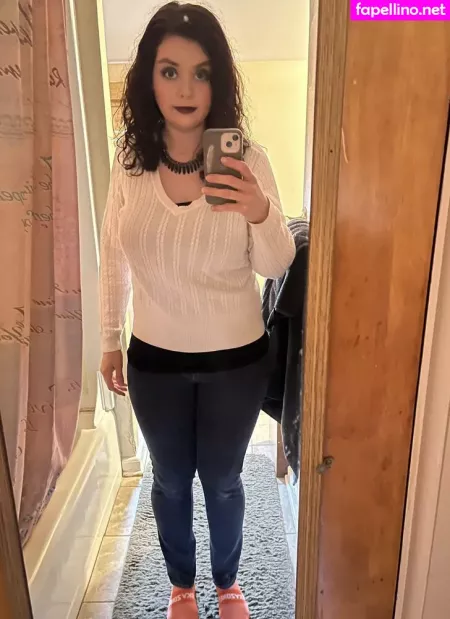 Shannabanana123 OnlyFans Thumbnail #4Al0bAawxg