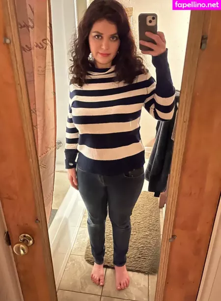 Shannabanana123 OnlyFans Thumbnail #9oL8lNRIlS