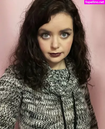 Shannabanana123 OnlyFans Thumbnail #s5EVFxRc3n
