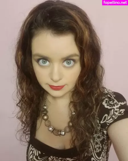 Shannabanana123 OnlyFans Thumbnail #tVqrttk9fu