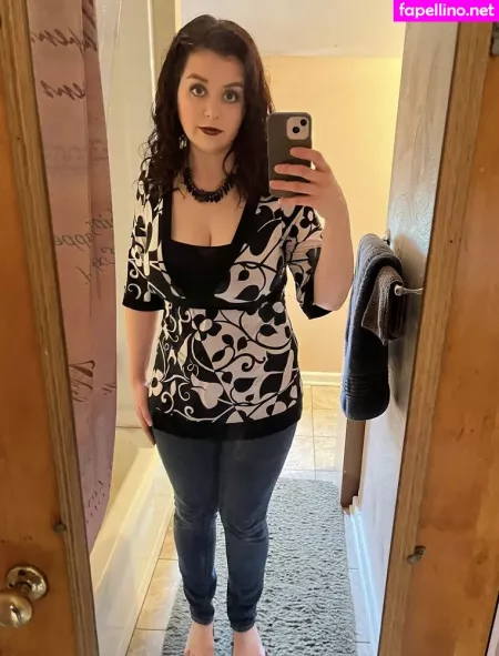 Shannabanana123 OnlyFans Thumbnail #w2XMDFwAiE