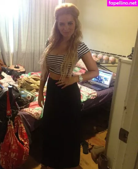 Shannon Barry OnlyFans Thumbnail #owihA3u3GL