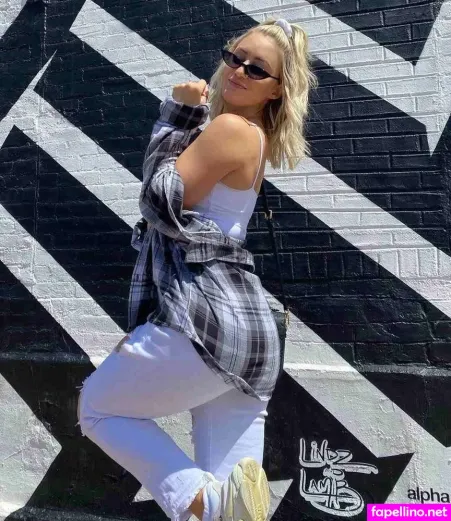 Shannon Henry 4 OnlyFans Thumbnail #4N8UUlCdqQ