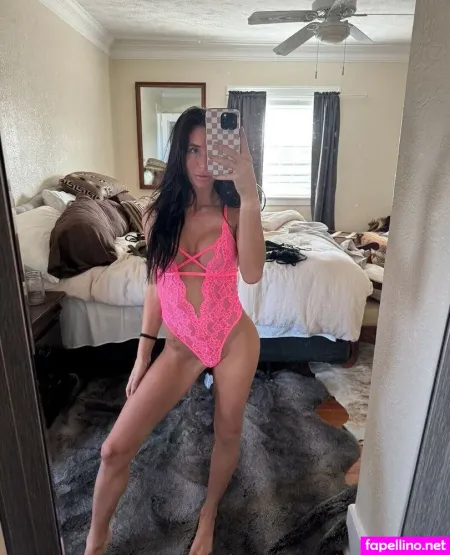 Shannon May OnlyFans Thumbnail #irjdFFGJxc