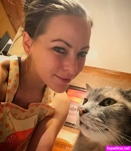 Shannon Mcanally OnlyFans Thumbnail #J0it0ONk4Y