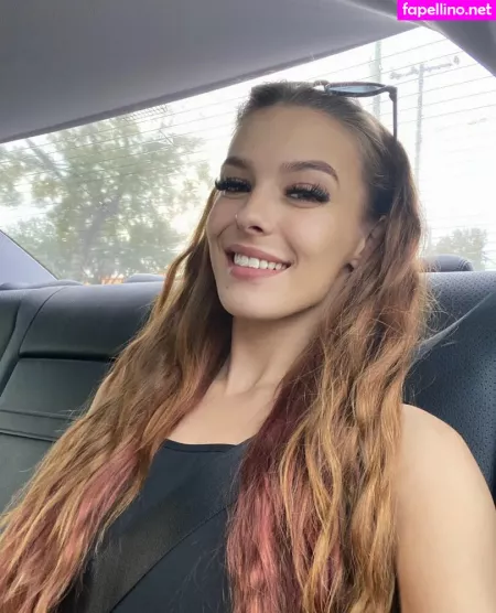 Shannon Moore OnlyFans Thumbnail #iGURW6K1R6