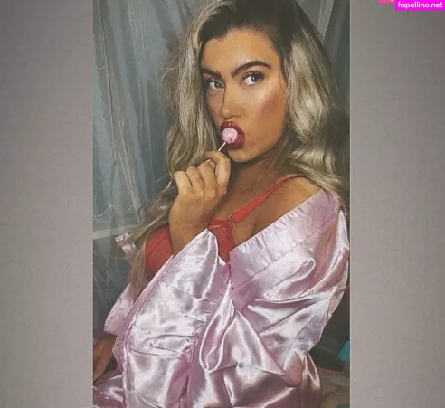 Shannon Wright OnlyFans Thumbnail #RrQH93naqw
