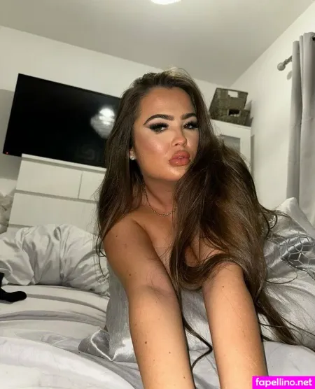 Shannonrosewheelerx OnlyFans Thumbnail #e4PNxEr6TR