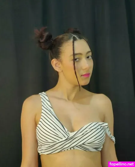 Shantal Smile02 OnlyFans Thumbnail #ISRJMK3EVr