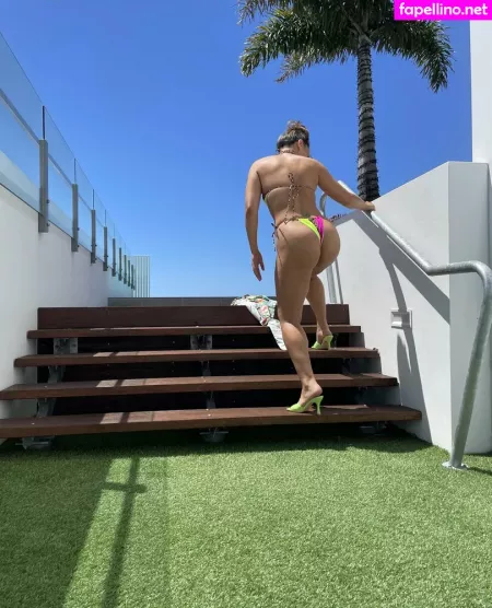 Shanteldee12 OnlyFans Thumbnail #UFwOE8pAJy