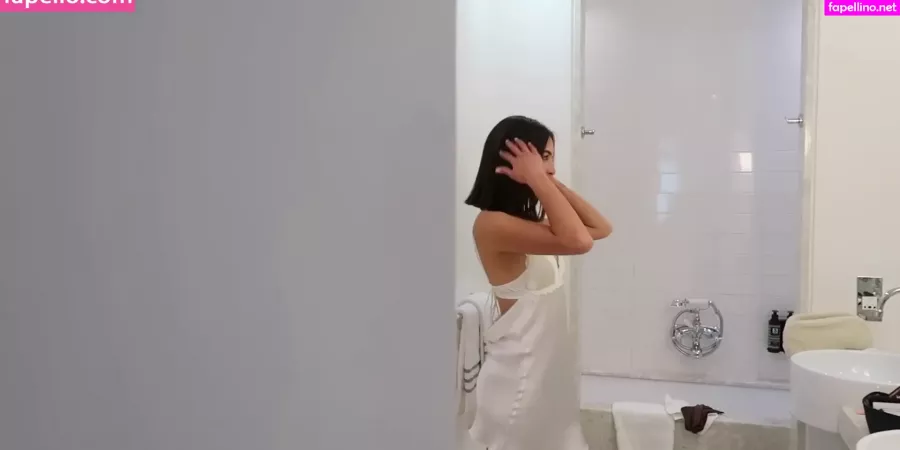 Shanti Tan OnlyFans Thumbnail #XI9ihDheWm