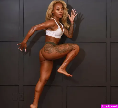 Shapedbylondon OnlyFans Thumbnail #FHqSV5g6l8