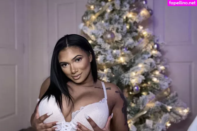 Shapedbyshanice OnlyFans Thumbnail #4nEzRLkWYT