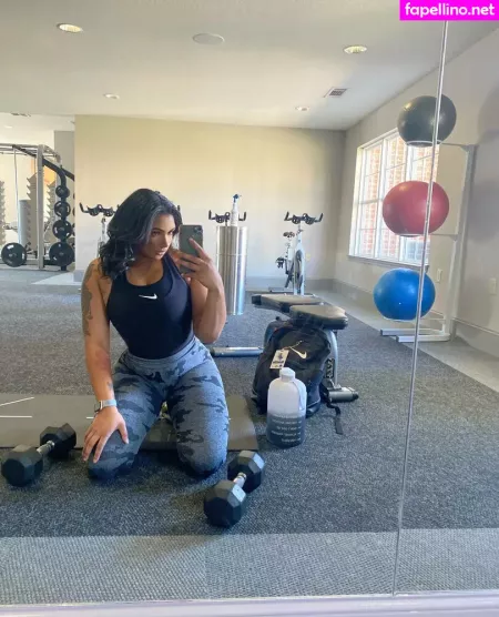 Shapedbyshanice OnlyFans Thumbnail #gy1vFRIaCs