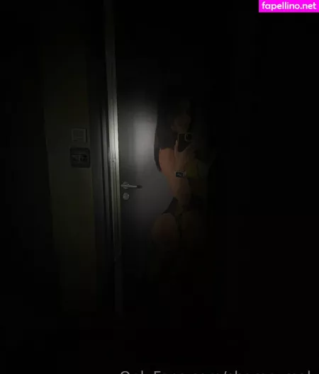 Sharen Mak OnlyFans Thumbnail #sheqFp4skW