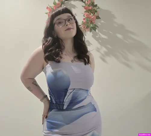 Shari2001 OnlyFans Thumbnail #5dQRqlfwAS