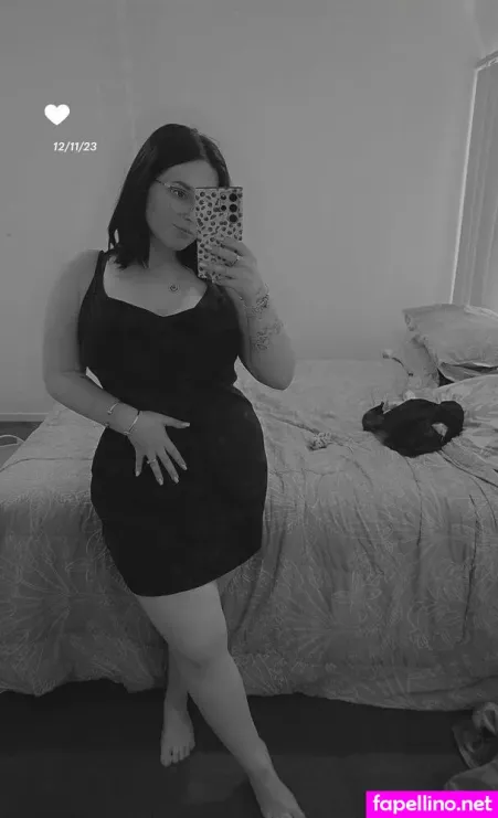 Shari2001 OnlyFans Thumbnail #qEWdfhZ6mq