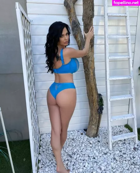 Sharizelka OnlyFans Thumbnail #Rvdq5efLo0