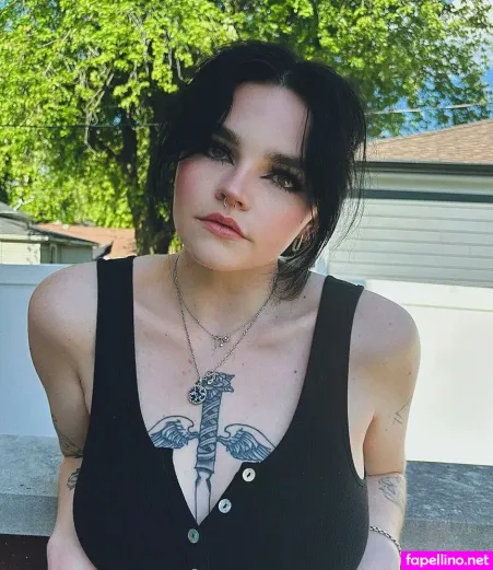 Sharkb0iisdead OnlyFans Thumbnail #Hc5LOr8igE