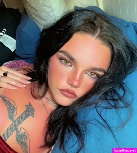 Sharkb0iisdead OnlyFans Thumbnail #VncUIWAH0N