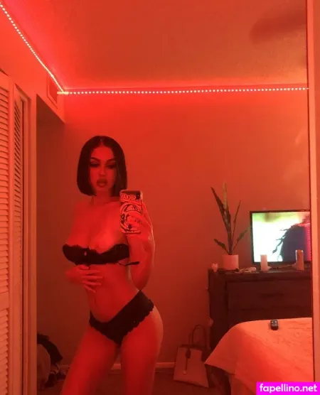 Sharkeebabie OnlyFans Thumbnail #BJ8sBWABgK
