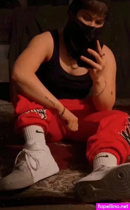 Sharkmaross OnlyFans Thumbnail #9yMrVNl8wy