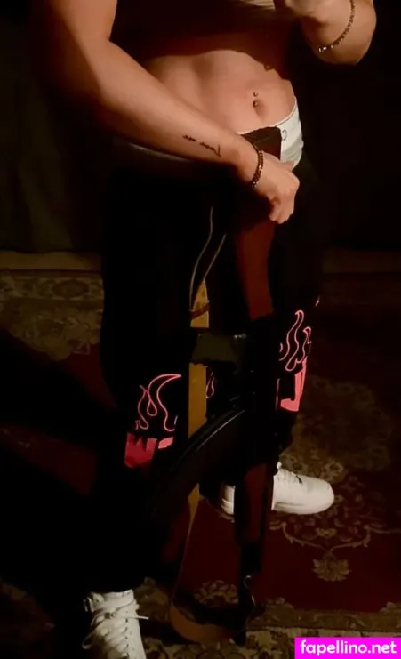 Sharkmaross OnlyFans Thumbnail #WnzmHtAiWW