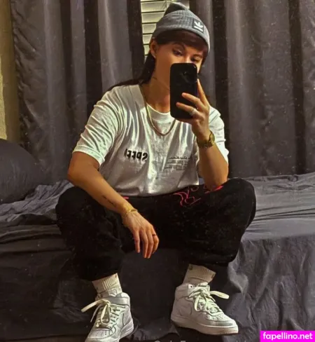 Sharkmaross OnlyFans Thumbnail #ZKyvQ9OOaY