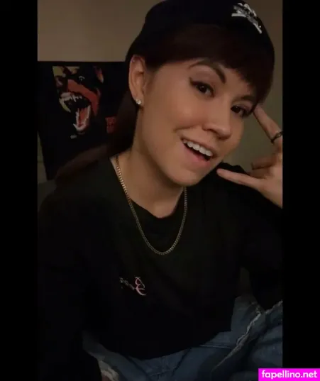 Sharkmaross OnlyFans Thumbnail #idASvlhYnk