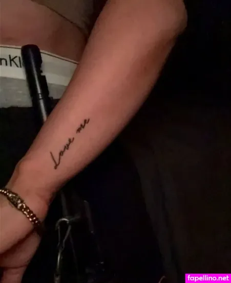 Sharkmaross OnlyFans Thumbnail #yFc2R7FW7q