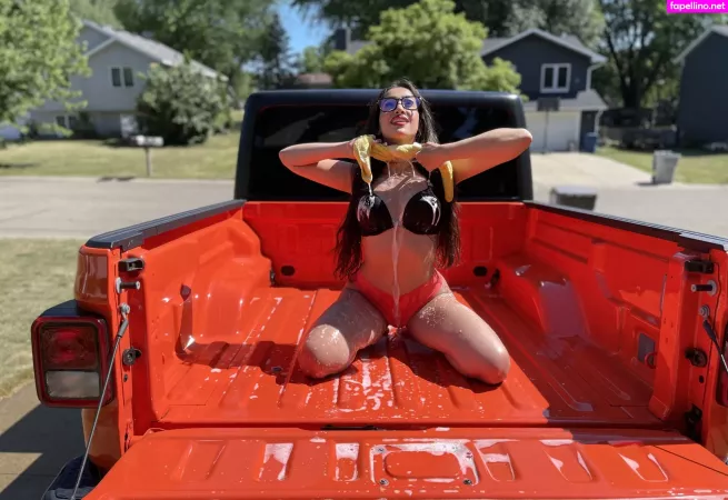 Sharkqueenxx OnlyFans Thumbnail #80IwBQQjHE