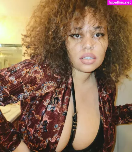 Sharlettewitch OnlyFans Thumbnail #CQOSJrT4Y8