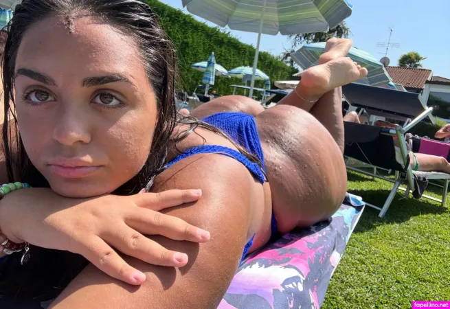 Sharon Casella OnlyFans Thumbnail #AVRwk4cyi1