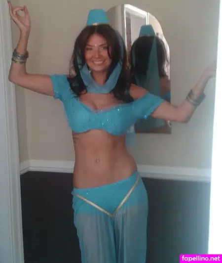 Sharon Cunningham OnlyFans Thumbnail #uOQqLMAEjk