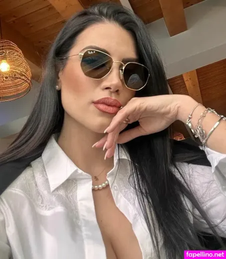 Sharon De Luca OnlyFans Thumbnail #60GO2eKp3a