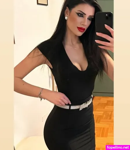 Sharon De Luca OnlyFans Thumbnail #TqVwsJSLEJ