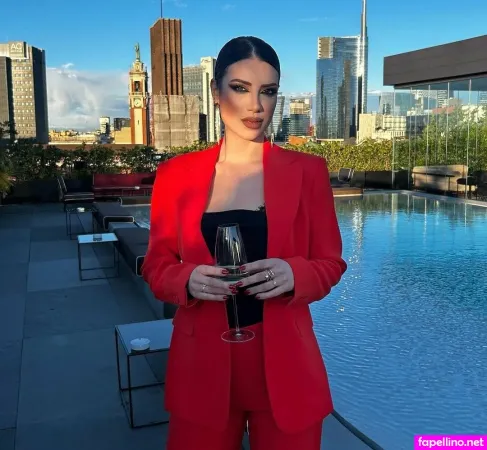 Sharon De Luca OnlyFans Thumbnail #UXPIGk1P2H