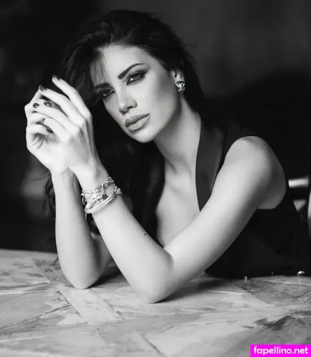 Sharon De Luca OnlyFans Thumbnail #VDgKEQyFwe