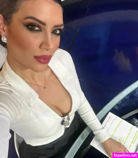 Sharon De Luca OnlyFans Thumbnail #hvod7qk7o6