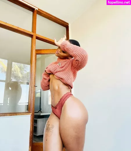 Sharon Gambu OnlyFans Thumbnail #82pUyUfot5
