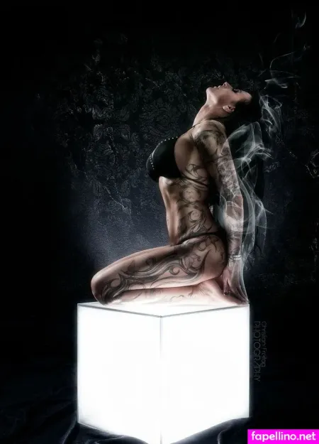 Sharon Phoenix OnlyFans Thumbnail #0P9H3kjEQe