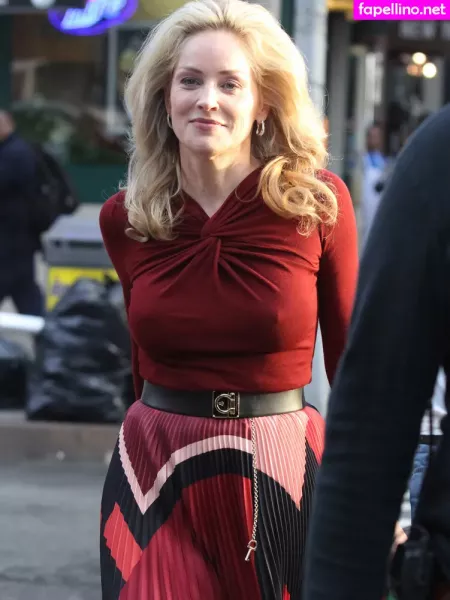Sharon Stone OnlyFans Thumbnail #5NzUGE9ggx