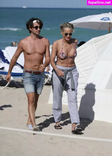 Sharon Stone OnlyFans Thumbnail #GekZEwsuMT