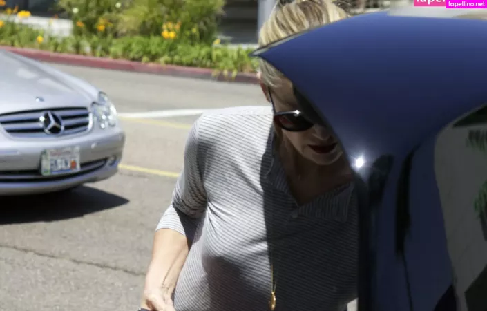 Sharon Stone OnlyFans Thumbnail #ZuKIju18bk