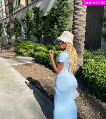 Sharondaduhdon OnlyFans Thumbnail #JehHnIrHG8