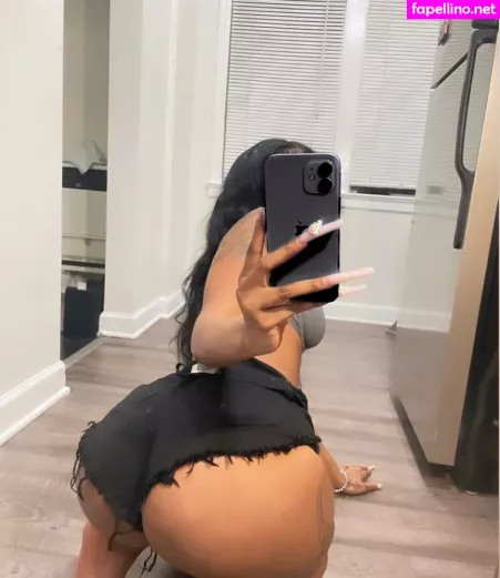 Sharondaduhdon OnlyFans Thumbnail #kVxay2B5W0