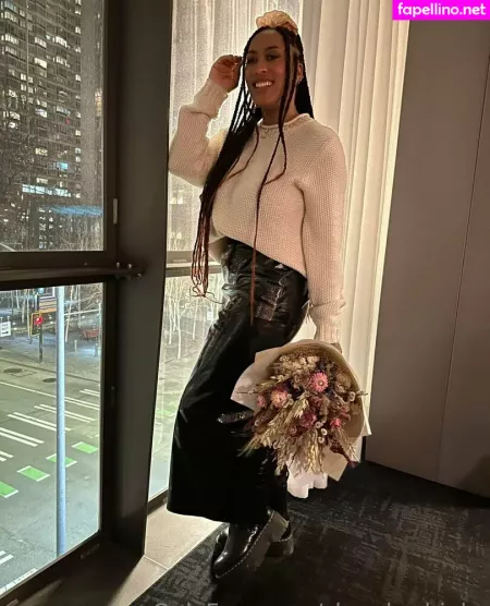 Sharsharbinkz OnlyFans Thumbnail #sg47FEOKku