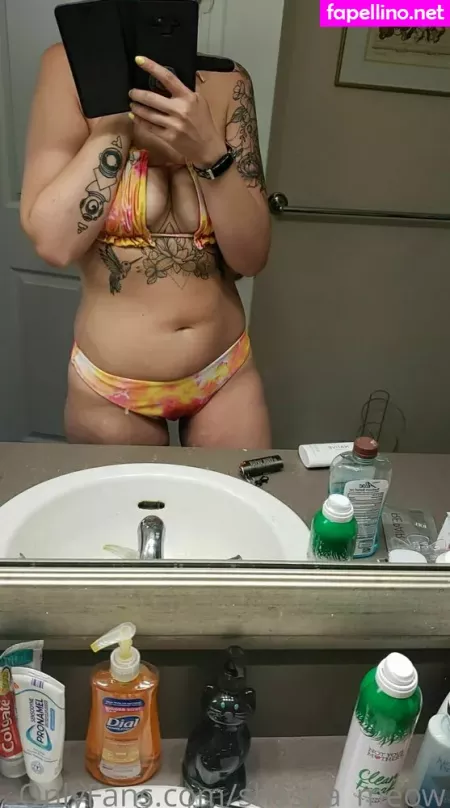 Shasha Meow OnlyFans Thumbnail #6VU40W4xiH